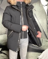 Mackage doudoune Edward black détail