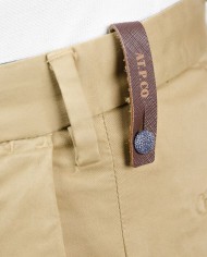 Atpco pantalon chino beige détail 1