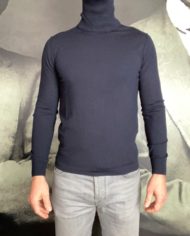 PP pull col zipé navy face fermé