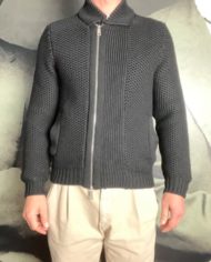 PP cardi noir face fermé