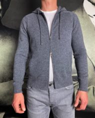 Revolt gilet capuche gris face semi ouv