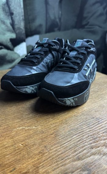Premiata moerun full black revolt orleans
