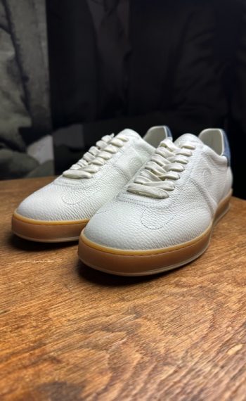 Tagliatore sneakers cuir grainé blanc cassé revolt orleans