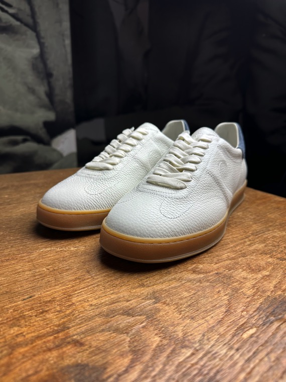 Tagliatore sneakers cuir grainé blanc cassé revolt orleans