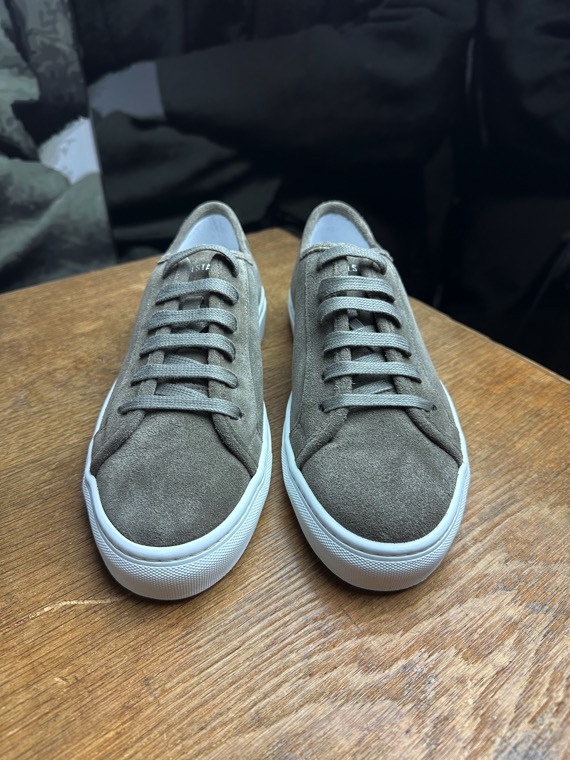 NATIONAL STANDARD - Edition 3 Nubuck Taupe – Image 4